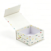 Biologisch abbaubare, individuelle Box mit Magnetverschluss. Magnetische Weihnachtsgeschenkboxen